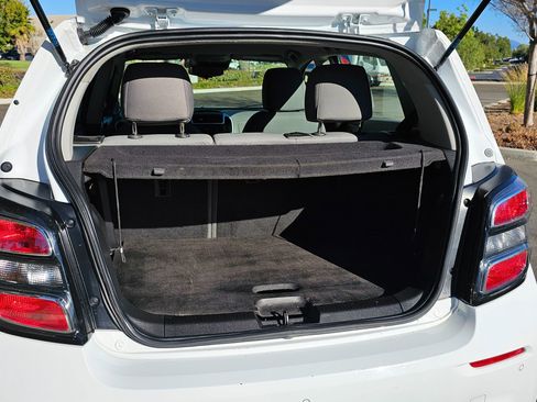 Used 2020 Chevrolet Sonic LT image 23