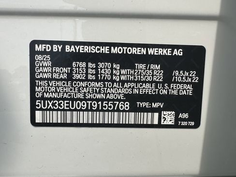 Used 2026 BMW X5 M60i w/ Executive Package image 32