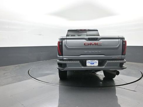Used 2025 GMC Sierra 2500 AT4 w/ AT4 Premium Plus Package AWD/4WD image 6