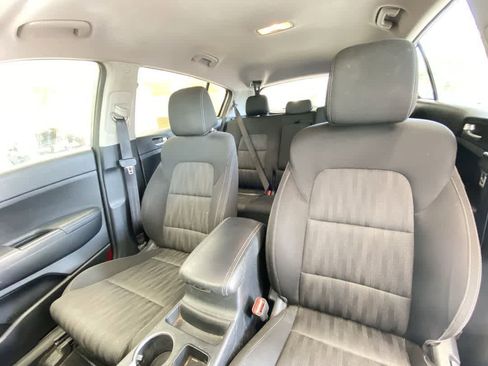 Used 2017 Kia Sportage LX AWD/4WD image 13