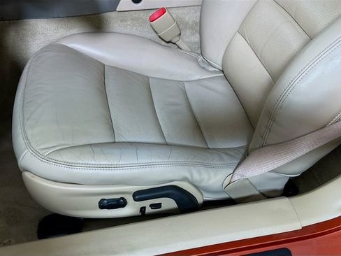 Used 2005 Chevrolet Corvette Base w/ Preferred Equipment Group image 19