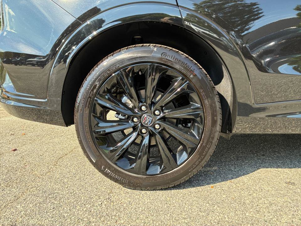 New 2026 Buick Envista Sport Touring w/ Convenience I Package FWD image 23