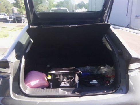 Used 2023 Toyota Prius Prime FWD image 8