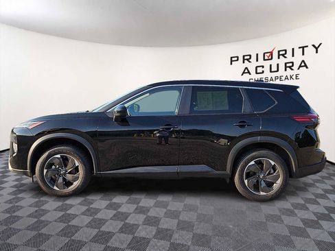 Used 2025 Nissan Rogue SV FWD image 7