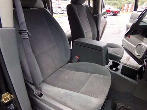 Used 2006 Dodge Durango SLT w/ Trailer Tow Group AWD/4WD image 18