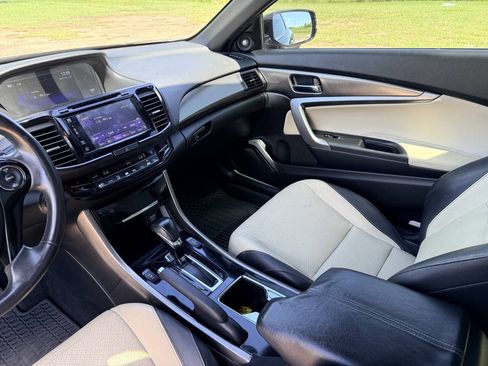 Used 2016 Honda Accord EX-L image 19