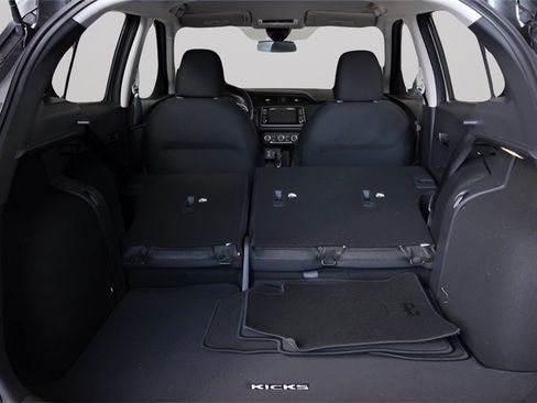 Used 2024 Nissan Kicks S image 26