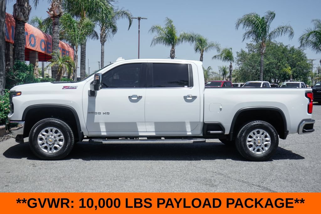 Used 2025 Chevrolet Silverado 2500 LTZ w/ LTZ Premium Package AWD/4WD image 5