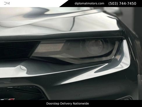 Used 2018 Chevrolet Camaro ZL1 image 12