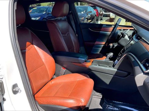 Used 2019 Cadillac XTS Luxury image 8