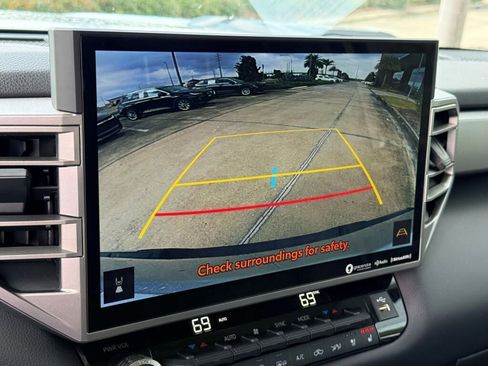 Used 2024 Toyota Tundra Limited image 26