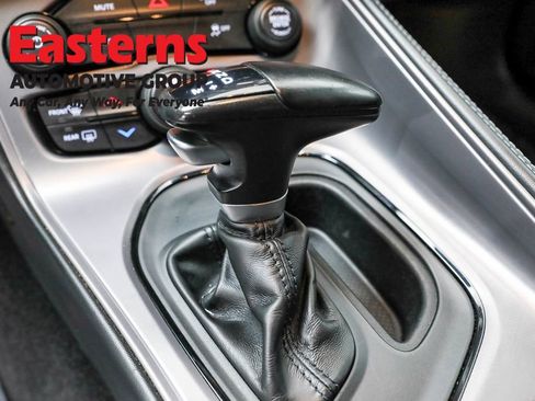 Used 2023 Dodge Challenger SXT image 13