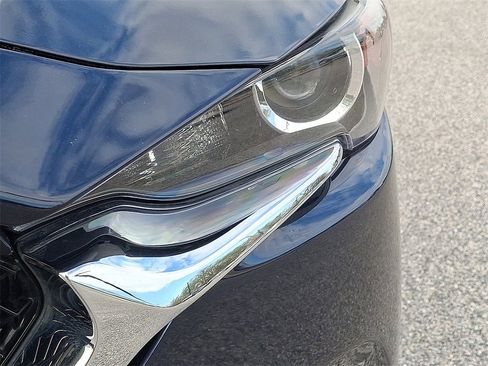 Used 2018 MAZDA CX-5 Touring w/ Preferred Equipment Package image 13