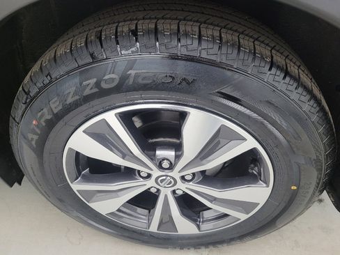 Used 2022 Nissan Murano SV image 31