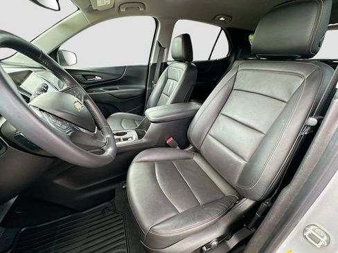Used 2020 Chevrolet Equinox Premier w/ Premier Redline Edition FWD image 19