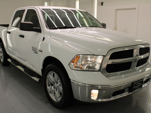Used 2019 RAM 1500 Tradesman w/ Tradesman SXT Package image 12