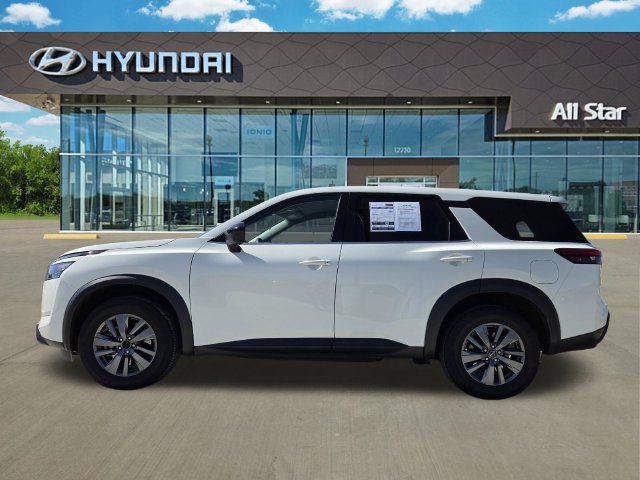 Used 2023 Nissan Pathfinder S FWD image 5
