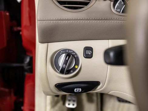 Used 2009 Mercedes-Benz SL 550 image 36