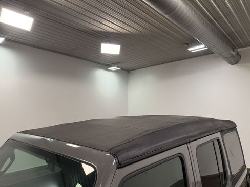 Used 2019 Jeep Wrangler Unlimited Sport S AWD/4WD image 42