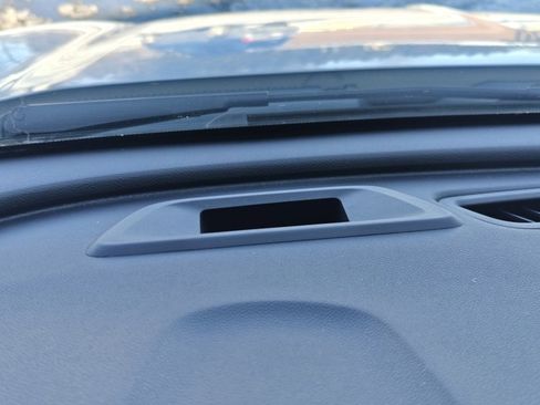 Used 2022 Buick Encore GX Essence w/ Experience Buick Package image 28