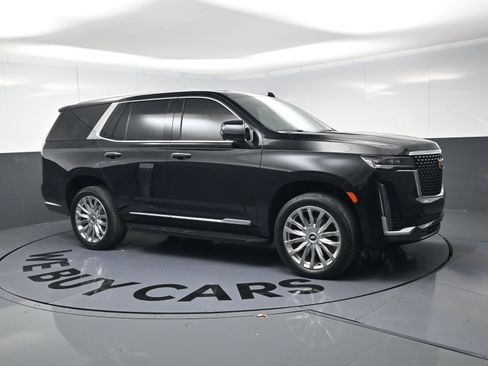 Used 2021 Cadillac Escalade Premium Luxury image 2
