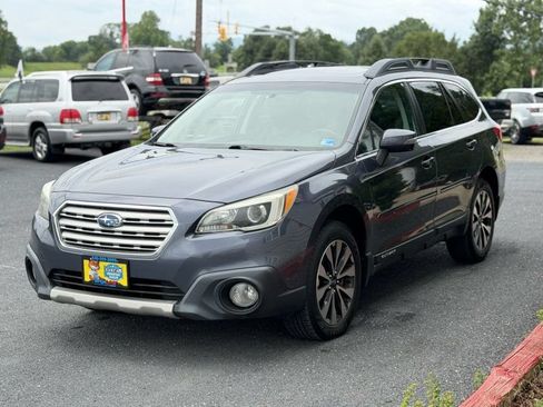 Used 2017 Subaru Outback 2.5i Limited AWD/4WD image 2