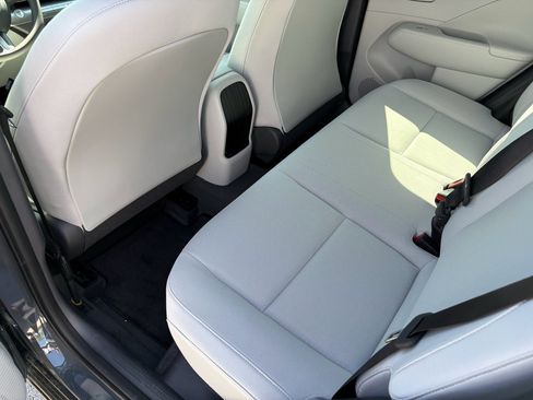 New 2026 Hyundai Kona SE FWD image 17
