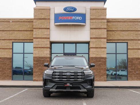 New 2026 Ford Explorer Active image 3