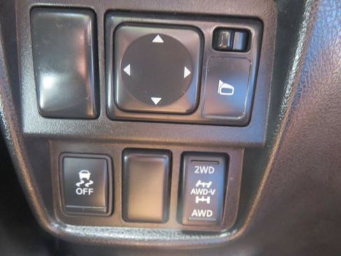 Used 2014 Nissan Juke S AWD/4WD image 10