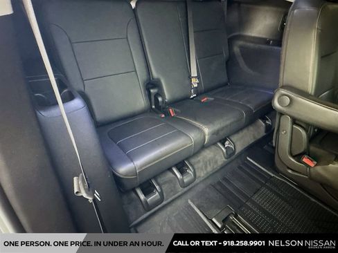 Used 2020 Chevrolet Traverse RS w/ LPO, Floor Liner Package FWD image 28