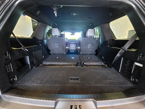 Used 2021 Ford Expedition Limited AWD/4WD image 10