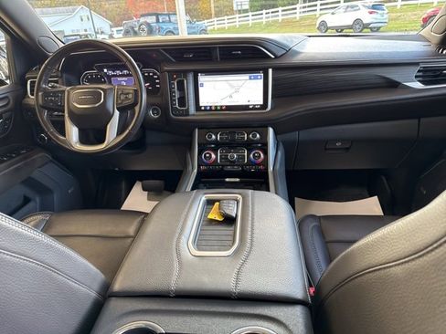 Used 2021 GMC Yukon Denali w/ Denali Ultimate Package image 32