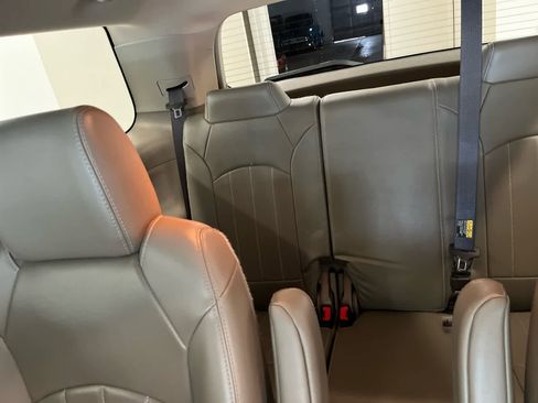 Used 2016 GMC Acadia Denali image 14