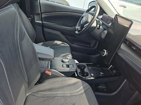 Used 2023 Ford Mustang Mach-E Premium image 6