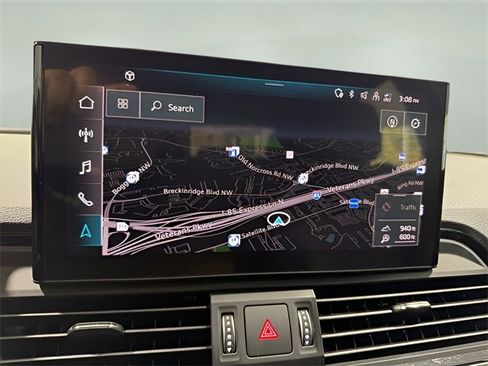 Used 2023 Audi SQ5 Prestige w/ Prestige Package image 20