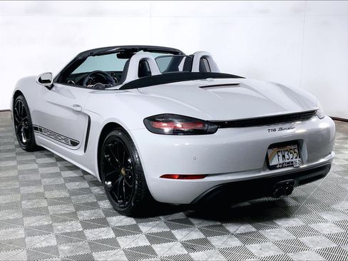 Used 2024 Porsche 718 Boxster RWD image 3