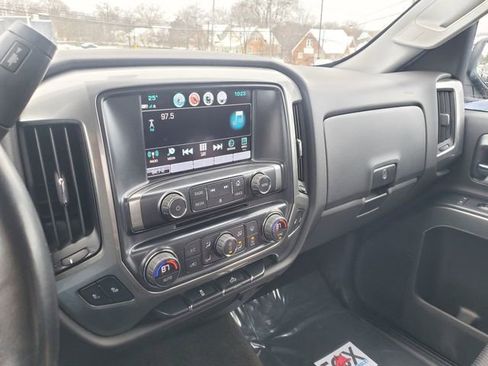 Used 2018 Chevrolet Silverado 1500 LT w/ All Star Edition image 27