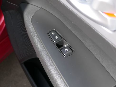 Used 2023 Kia Forte LXS image 27