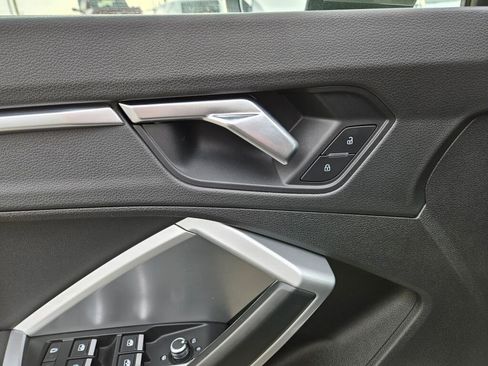 Used 2019 Audi Q3 2.0T Premium Plus w/ Premium Plus Package image 26