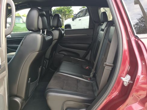 Used 2022 Jeep Grand Cherokee Laredo X image 14