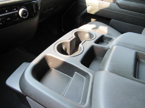 Used 2024 Chevrolet Silverado 3500 LT AWD/4WD image 7