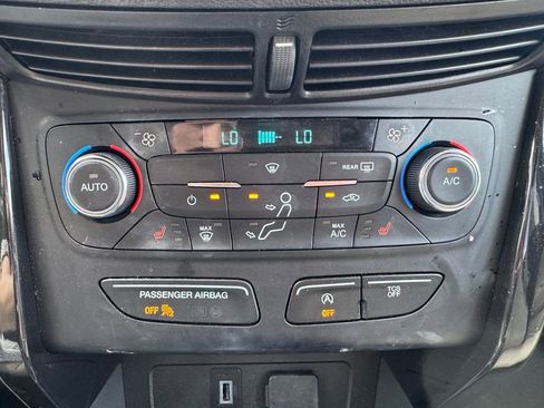 Used 2017 Ford Escape Titanium FWD image 29