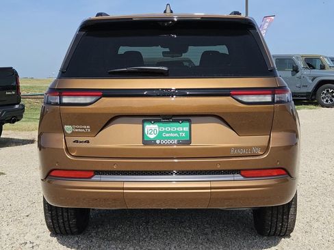 New 2026 Jeep Grand Cherokee Limited AWD/4WD image 5