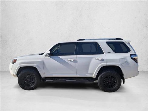 Used 2023 Toyota 4Runner SR5 Premium w/ Moonroof Package image 9