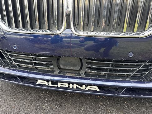 Used 2022 BMW ALPINA B7 xDrive image 10