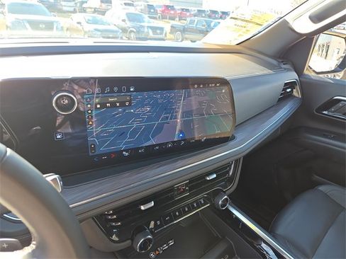 Used 2025 Chevrolet Tahoe LT image 25