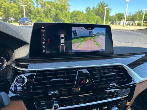 Used 2019 BMW 530i xDrive w/ Convenience Package AWD/4WD image 30