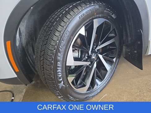 Used 2023 Mitsubishi Outlander 4WD Plug-In Hybrid image 31