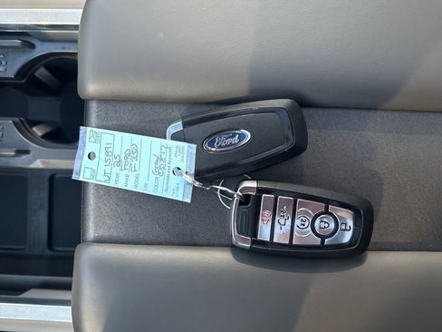 Used 2025 Ford F350 Platinum w/ Platinum Plus Package image 51