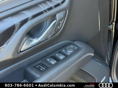 Used 2023 GMC Yukon Denali AWD/4WD image 22